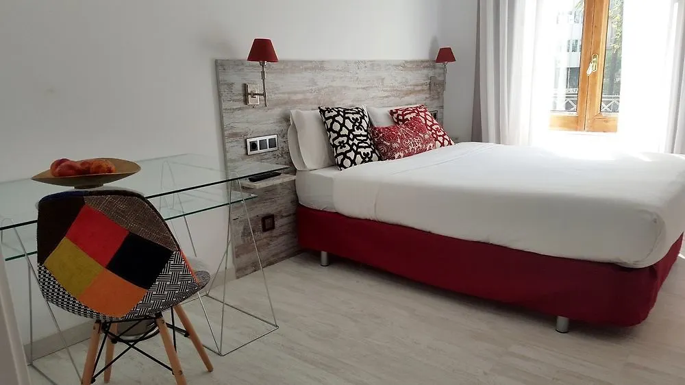 Dreamkeys Barcelona City 0*,